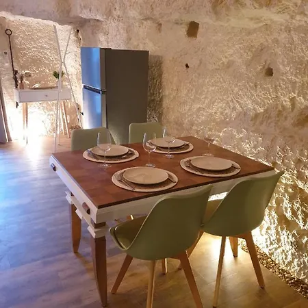 La Grotte Du Bonheur Apartment Cangey Exterior photo